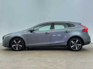 Volvo V40 D2 Momentum 120hk Euro 6 | Kamrem bytt