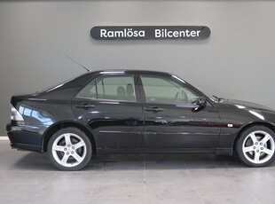 Lexus IS 200 2.0 /ny besiktad& servad