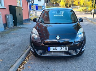 Renault Grand Scénic 1.9 dCi 130hk 7-sits En brukare