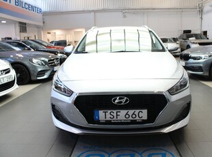 Hyundai i30 1.4 T-GDi Premium Automat / B-Kamera / Navi