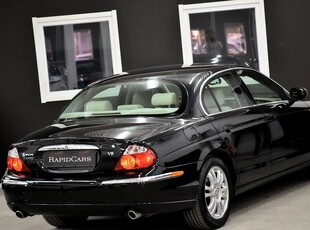 Jaguar S-Type 4.2 V8 298hk Luxury | 1 ägare 9400 mil | Navi