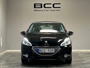 Peugeot 208 5-dörrar 1.2 VTi PANORAMA NAVI NY-SERVAD NY-BES