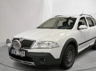 Skoda Octavia Scout I 2.0 TDI (140hk)