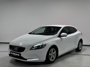 Volvo V40 D2 Momentum Avtagbar Dragkrok ”Välservad”