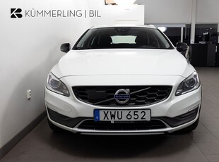 Volvo V60 Cross Country D3 Geartronic Momentum Drag/Cockpit