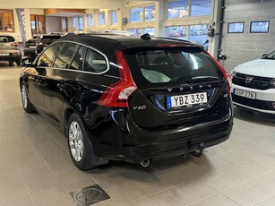 Volvo V60 D2 Momentum Euro 6