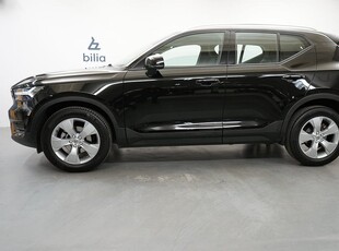 Volvo XC40 T2 FWD Momentum, on call