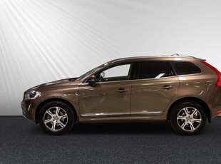 Volvo XC60 D4 AWD Summum Business Drag Läder Keyless VOC Nyserv