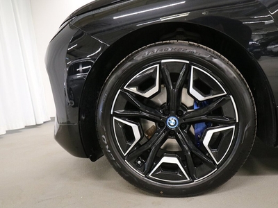 BMW iX xDrive40