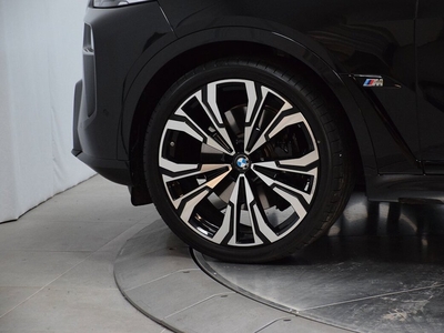 BMW X7 M60i xDrive