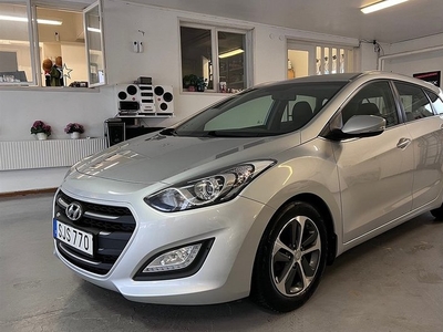 Hyundai i30Kombi 1.6 GDI Manuell 2015, Personbil