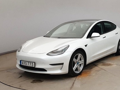 Tesla Model 3Long Range Dual Dragkrok Reserverad 2014, Halvkombi