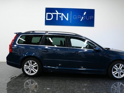 Volvo V70D4 AWD Geartronic Nybes M-värme Ny Kamrem Drag VoC 2013, Kombi