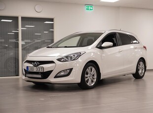 Hyundai i30 Kombi 1.6 CRDi 110 hk Drag 2.95% Ränta Besiktad