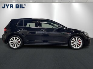 Volkswagen Golf 5-door GTI Performance 230hk Skinn Adap-fart