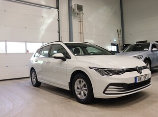 Volkswagen Golf Sportscombi 1.5 eTSI B-Värm B-Kamera 131hk