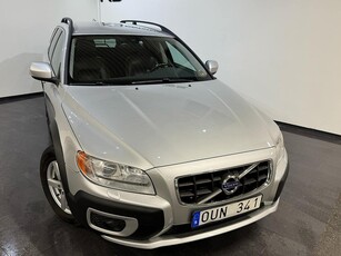 Volvo XC70 D3 AWD Summum Värmare Välvårdad SoV-däck