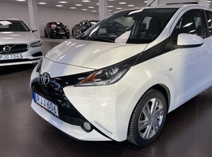 Toyota Aygo5-dörrar 1.0 VVT-i Manuell, X-PLAY Touch 2017, Halvkombi