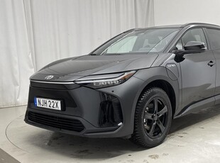 Toyota bZ4XAWD 2023, SUV