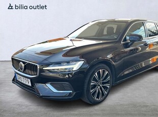 Volvo V60RechargeT6 AWD Momentum VOC Drag Navi kamera PDC 2023, Kombi