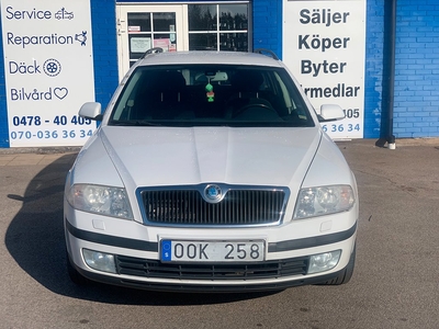 Skoda Octavia Kombi 1.6 FSI Euro 4