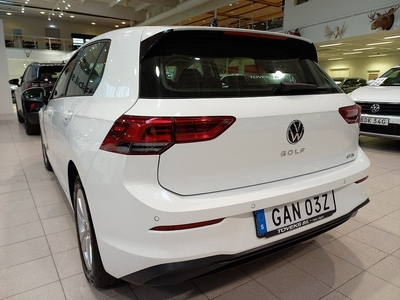 Volkswagen Golf 1,0 eTSI DSG