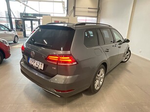 Volkswagen Golf Sportscombi 1.0 TSI Panorama