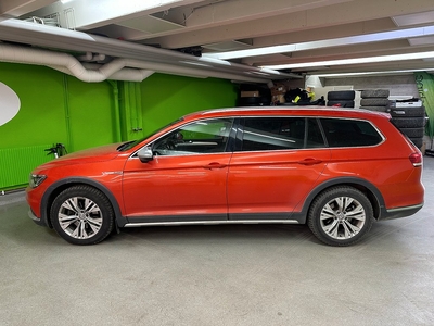 Volkswagen Passat Alltrack 2.0 TDI 190hk 4M Executive P-Värmare