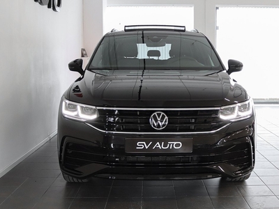 Volkswagen Tiguan eHybrid R-Line Black Style Pano Dragkrok