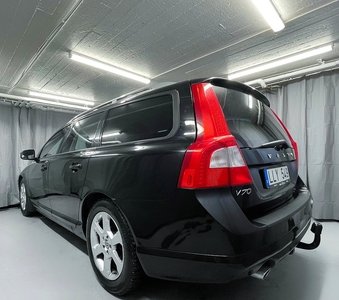 Volvo V70 2.0L 145Hk/Bussines-pkt + Drag/Fas2/NYBES/FYND