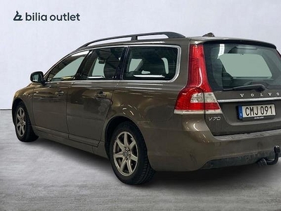 Volvo V70 II D2 115hk Drag Halvskinn P-Värmare