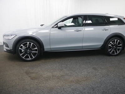 Volvo V90 Cross Country B4 AWD Diesel Plus