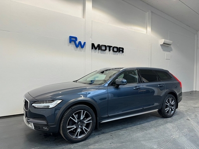 Volvo V90 Cross Country D4 AWD 190hk Inscription D-värm Drag