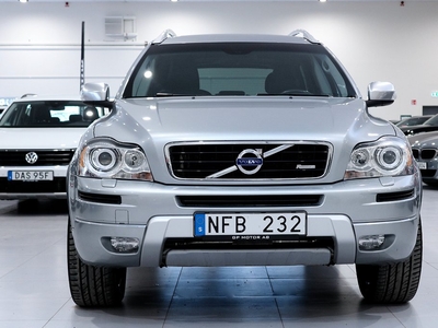 Volvo XC90 D5 AWD R-Design 7-sits Navi Drag Lågmil 2 brukare