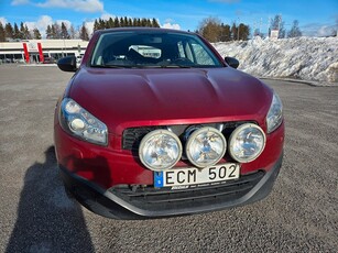 Nissan Qashqai 1.6 dCi 4x4 EN ägare 14000 Mil Euro 5