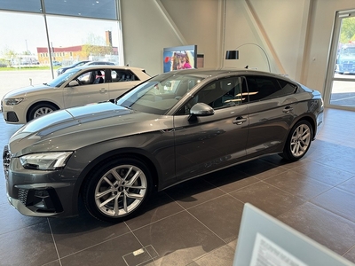 Audi A5 Sportback 45 TFSI QUATTRO S LINE 265 HK VÄRMARE DRAG