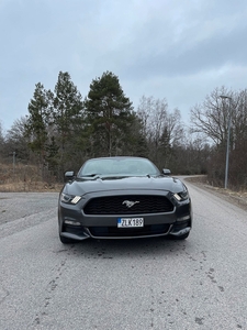 Ford Mustang V6 Cab Automat Finans från 3200:-/mån