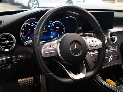 Mercedes-Benz C Mercedes-Benz C 200 AMG Cockpit Pano 150hp