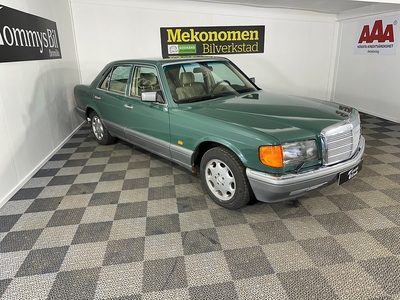 Mercedes-Benz S 300 E NYBESIKTIGAD UTAN ANMÄRKNING