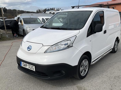 Nissan e-NV20040,0 kWh 2019, Minibuss