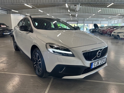 Volvo V40 Cross Country T3 Geartronic Momentum Värmare SoV