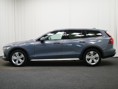 Volvo V60 Cross Country B4 AWD Diesel Core