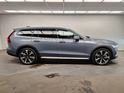 Volvo V60 Cross Country B4 AWD Diesel Plus