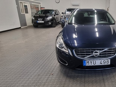 Volvo V60 D3 Momentum Euro 5