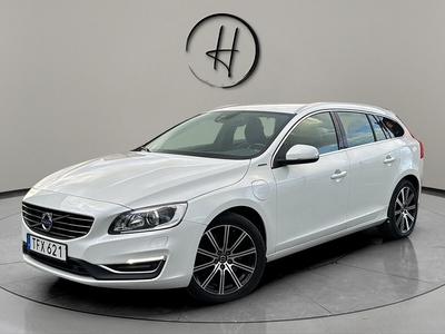 Volvo V60 D5 231hk Plug-in Hybrid AWD Classic Summum *SE-UTR