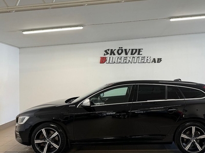 Volvo V60D5 Plug-in Hybrid AWD R-Design Kamera GPS Värmare 2017, Kombi