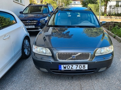 Volvo V70 2.4 170hk Automat Dragkrok