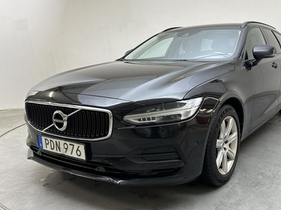 Volvo V90D4 2017, Kombi