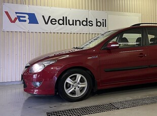 Hyundai i30 cw 1.6 CRDi Business P-sensorer Drag Fint skick