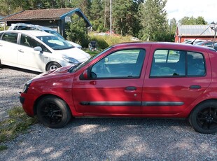 Renault Clio 5-dörrars Halvkombi 1.2 Expression